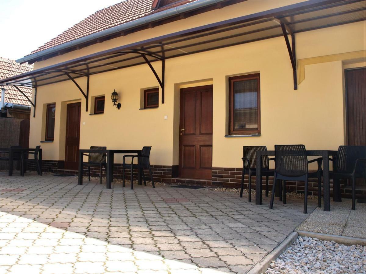 Veľký Meder Apartmany Judita Kissova מראה חיצוני תמונה